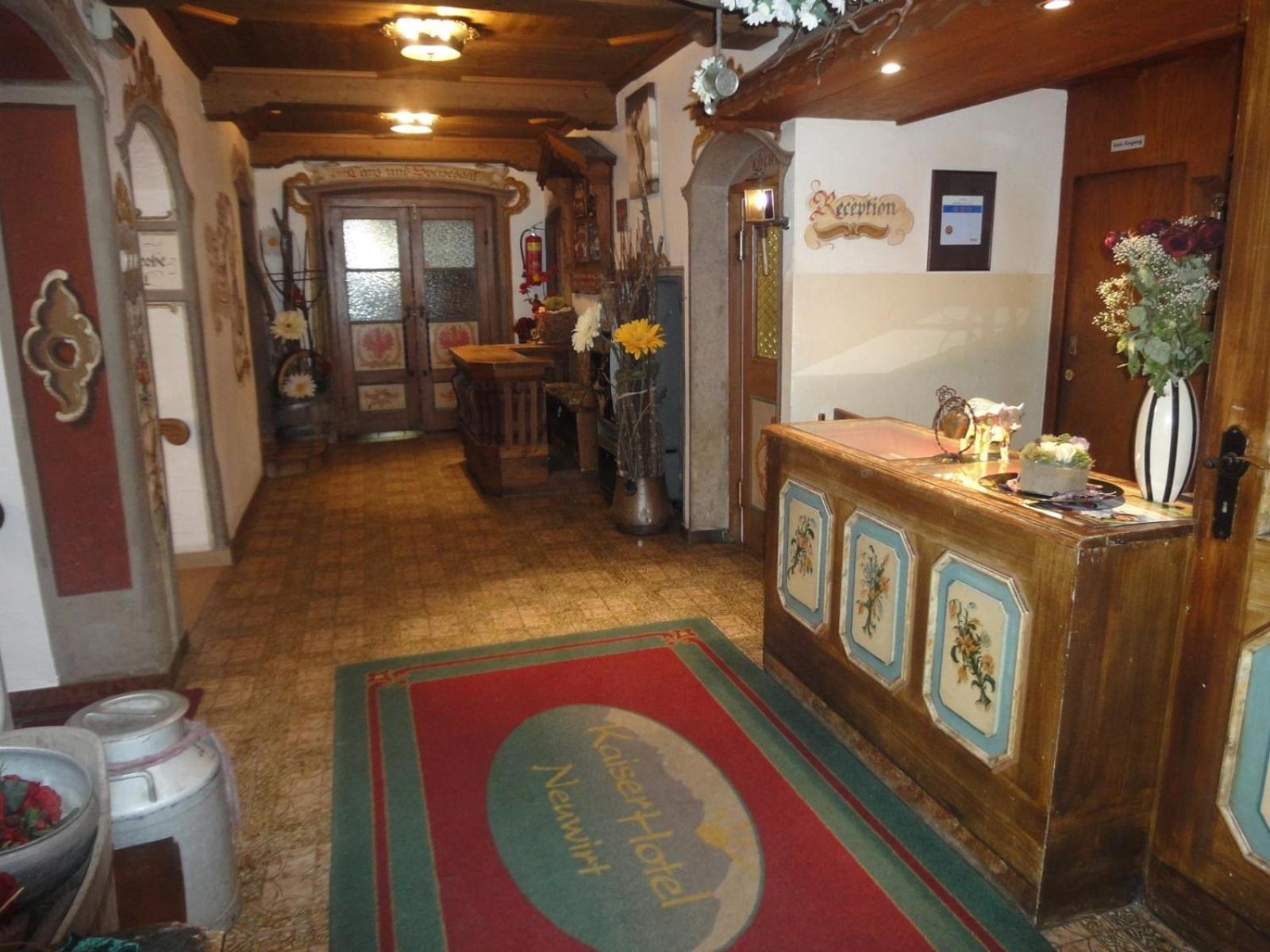 Kaiserhotel Neuwirt Oberndorf in Tirol Ngoại thất bức ảnh