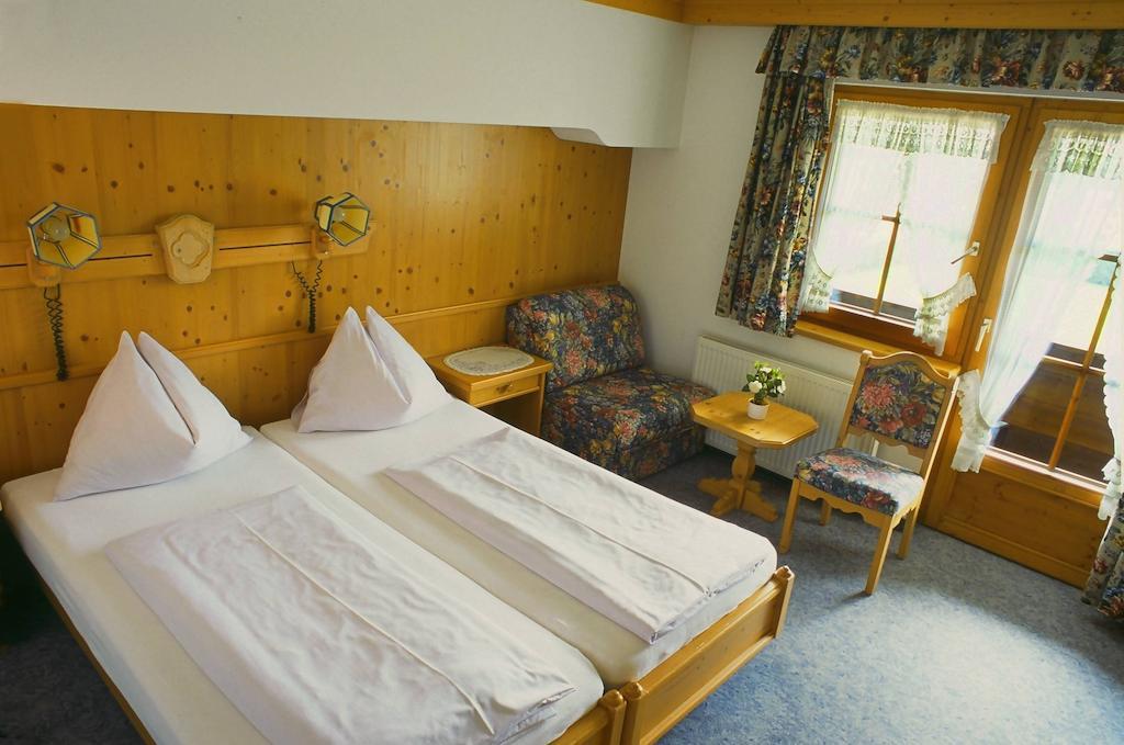 Kaiserhotel Neuwirt Oberndorf in Tirol Phòng bức ảnh